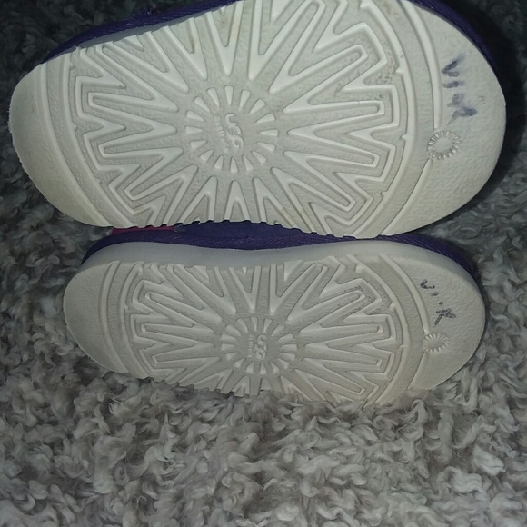 Baby girl uggs - Picture 6 of 8